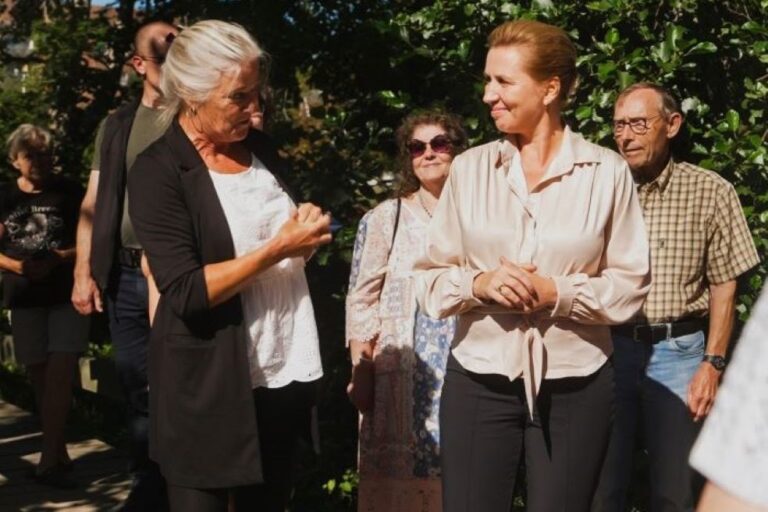 Mette F 1